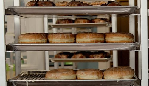 Doughnut Screen Rack